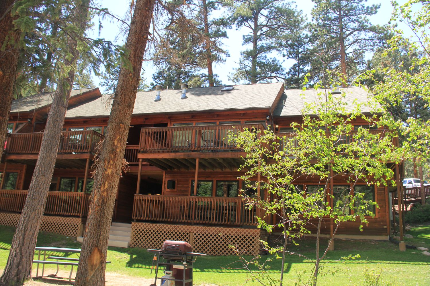 Estes Park Lodge