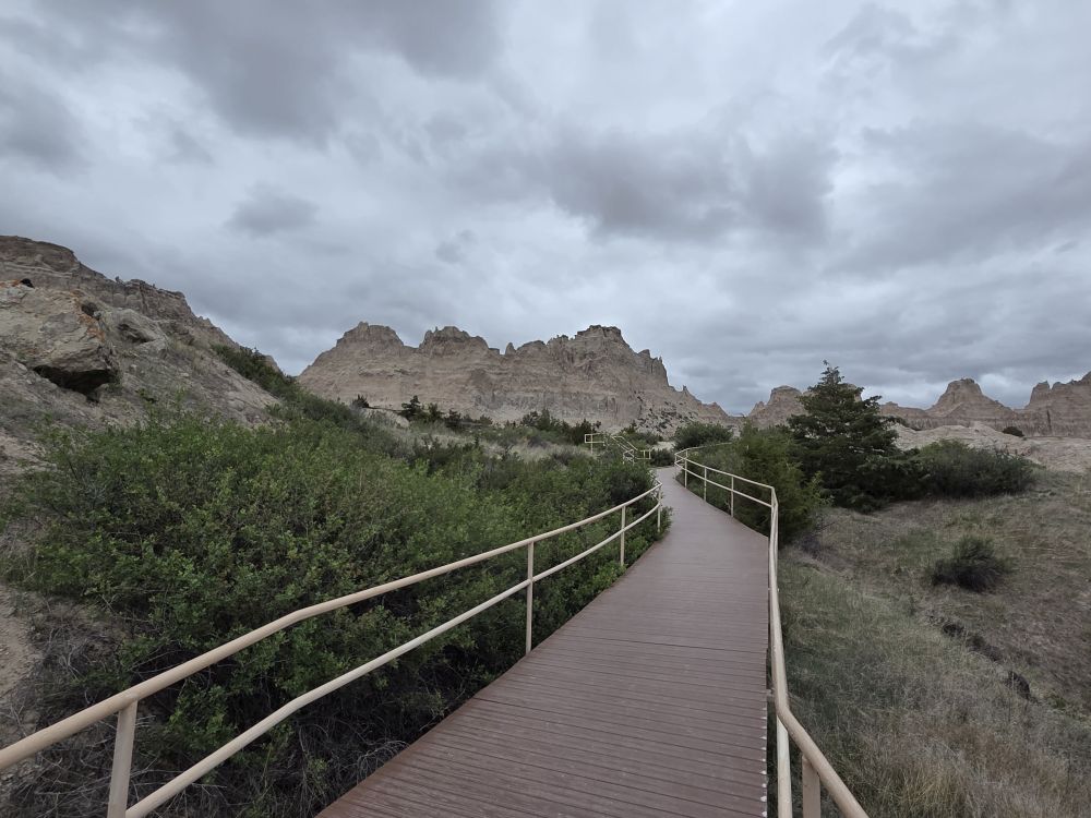 Cliff Shelf Nature Trail