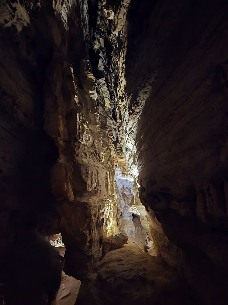 Wind Cave Natural Entrance Tour