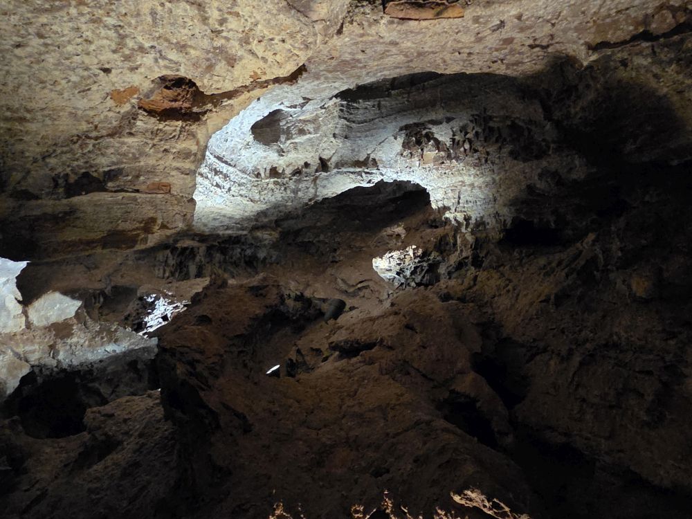 Wind Cave Natural Entrance Tour